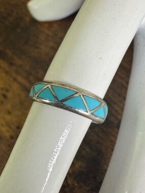 Hand Crafted Turquoise Inlay Geometric Sterling Band size 4